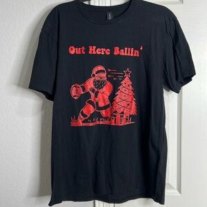 Christmas‎ Santa football themed men’s size large shirt in black